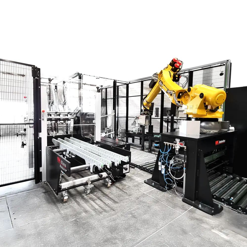 Cell-Inside with Stackturner and Robot